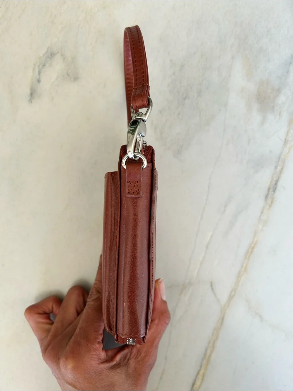 NWT HOBO Leather Wallet Wristlet Phone Pouch - Brown